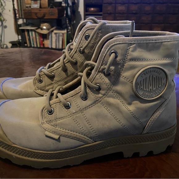 Palladium Cream High-Top Boots with Rugged Sole and Canvas Upper - Picture 3 of 6
